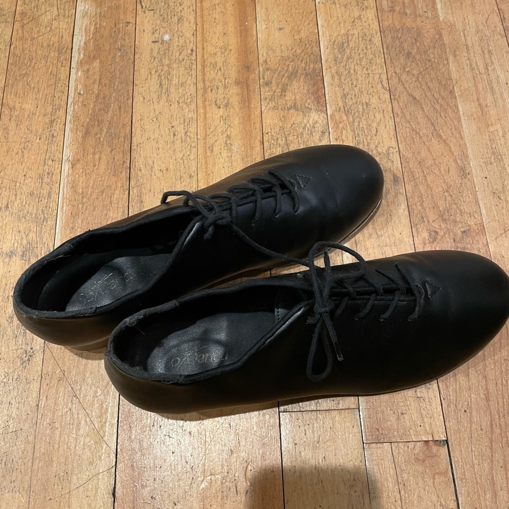 So Danca size 11 womens tap shoes